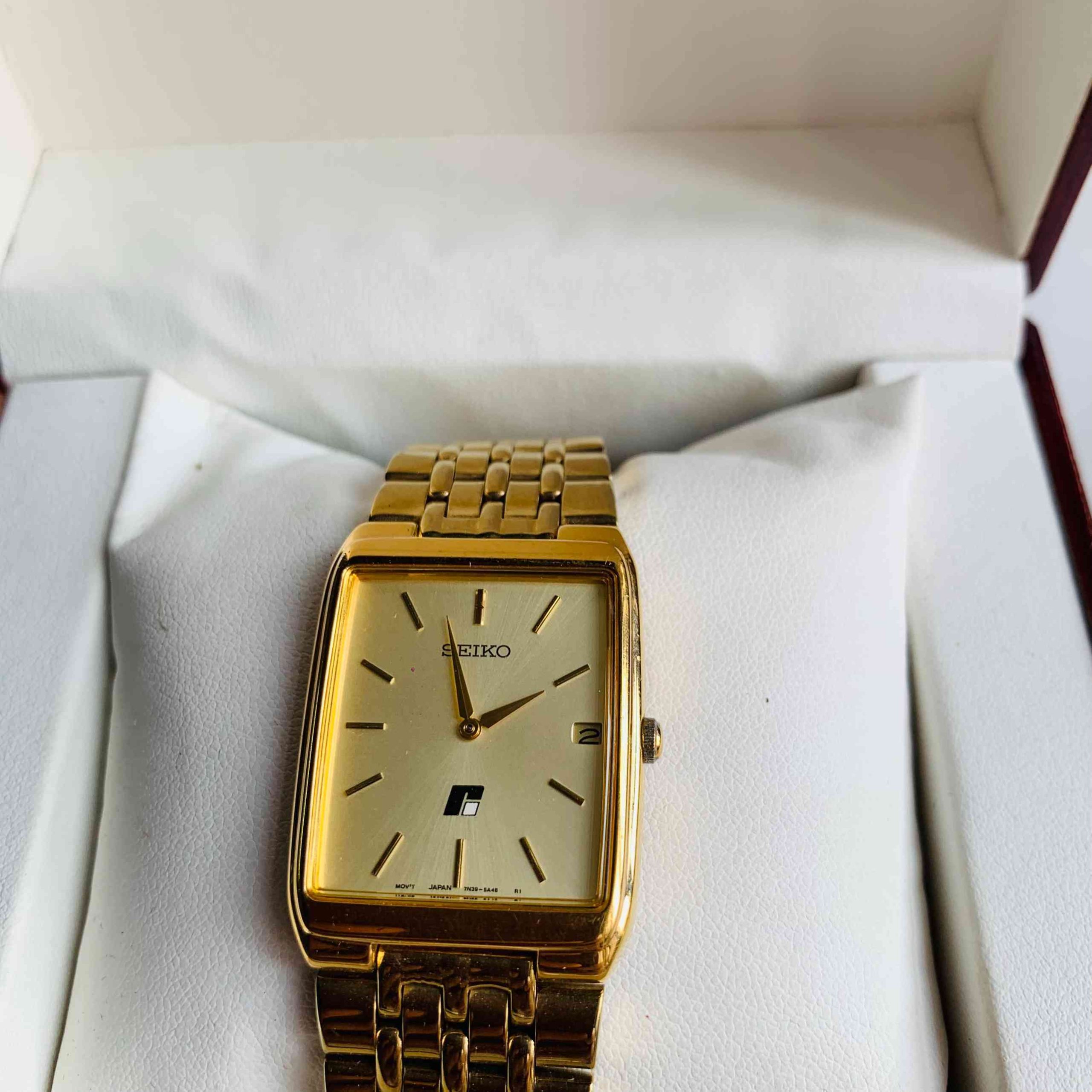 tân đức watch2