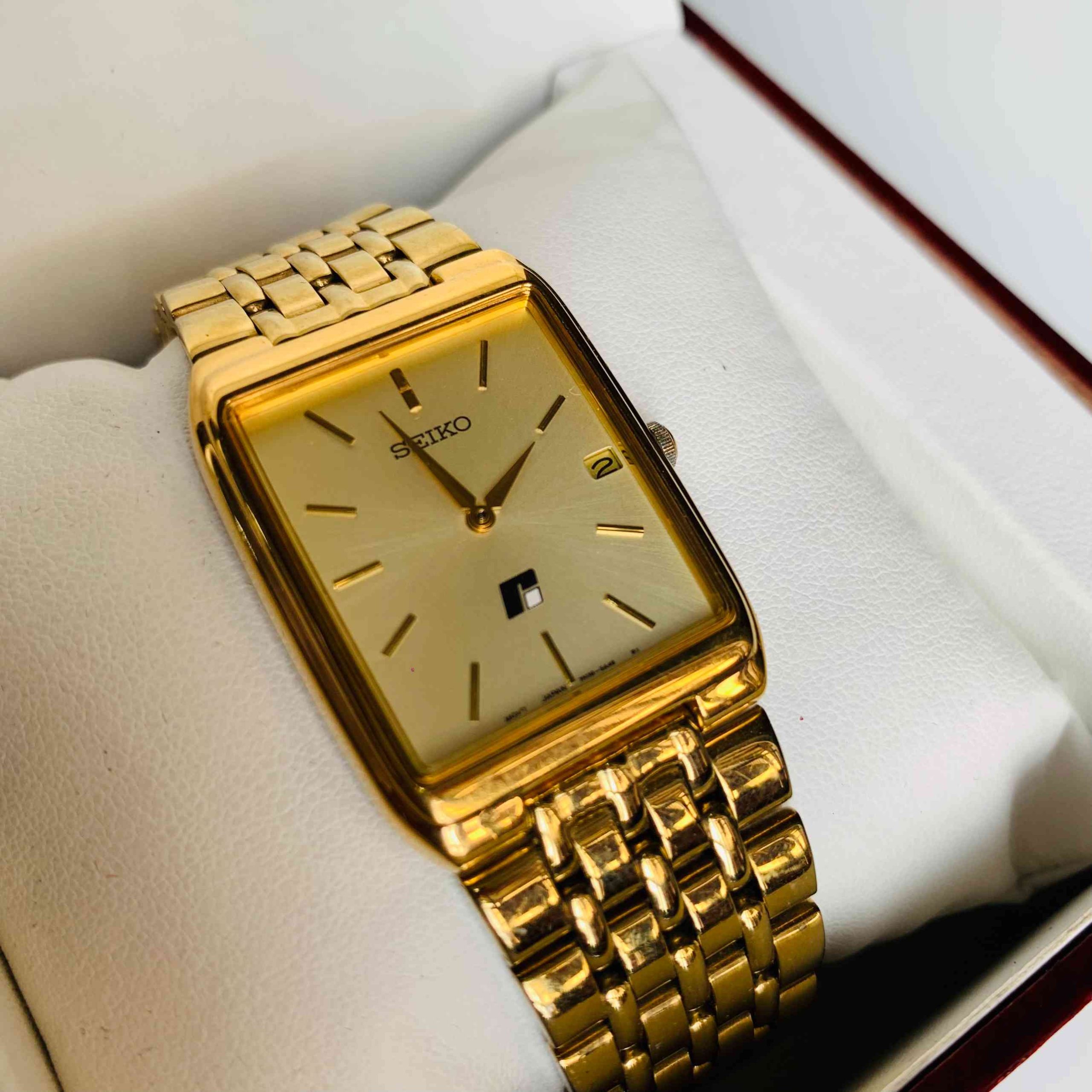 tân đức watch4